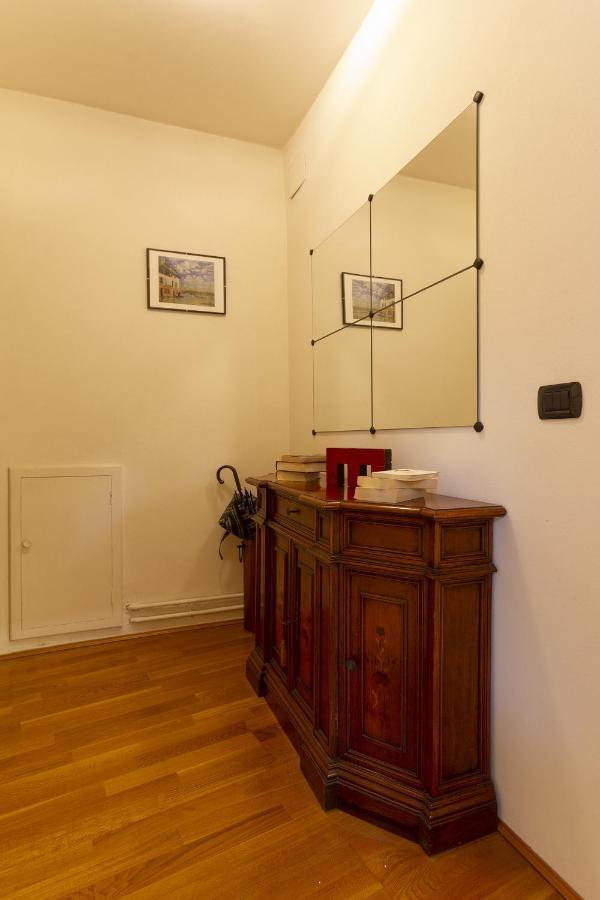 Cavour Suite - Smart Holiday Mantova Kültér fotó