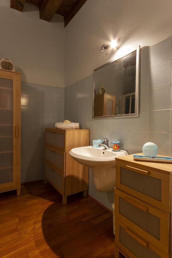 Cavour Suite - Smart Holiday Mantova Kültér fotó