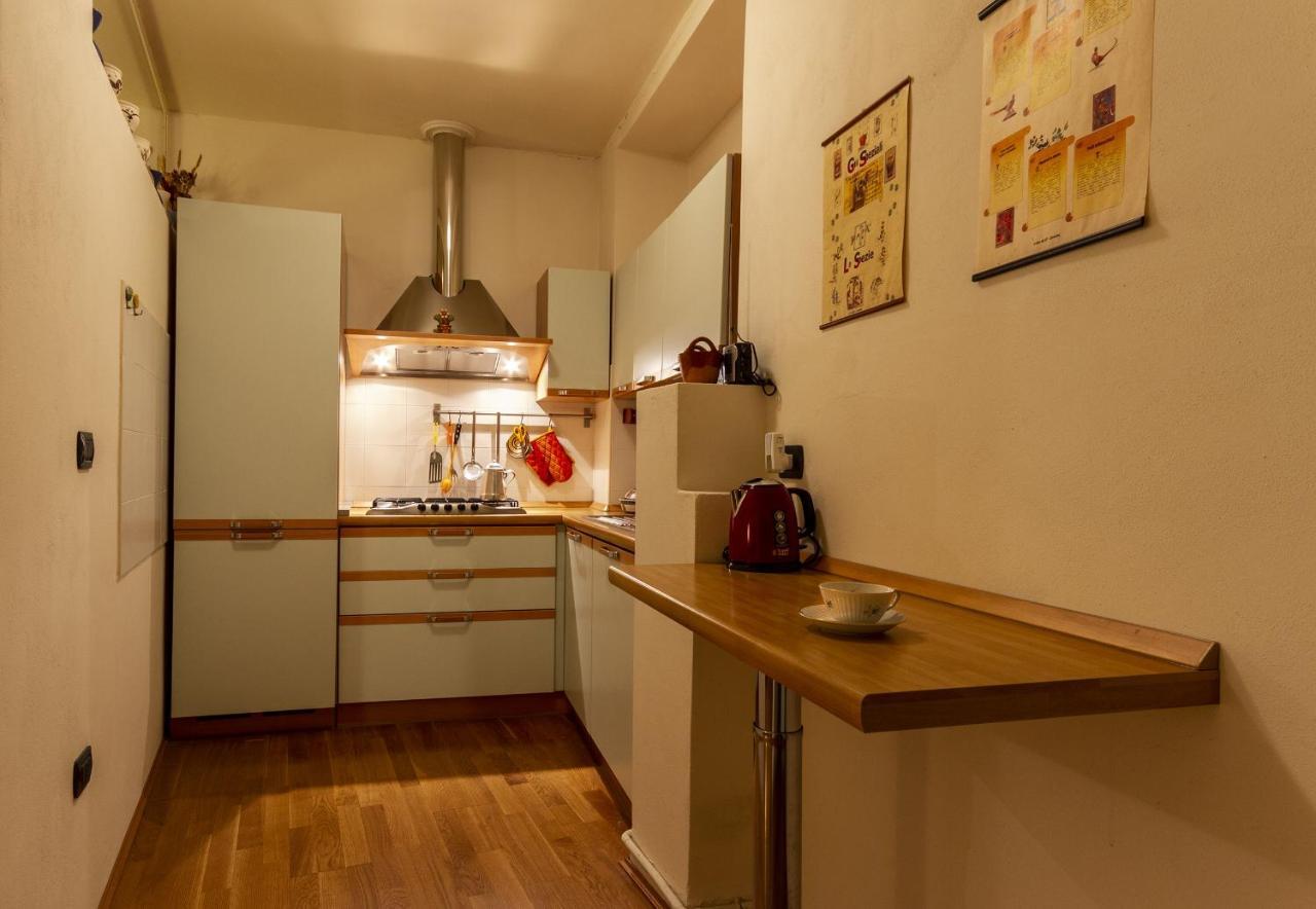 Cavour Suite - Smart Holiday Mantova Kültér fotó
