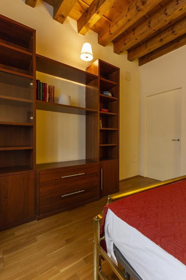 Cavour Suite - Smart Holiday Mantova Kültér fotó